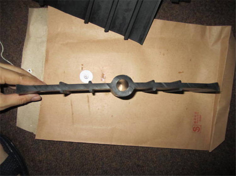 400×8橡胶止水带.jpg 400×8橡胶止水带.jpg